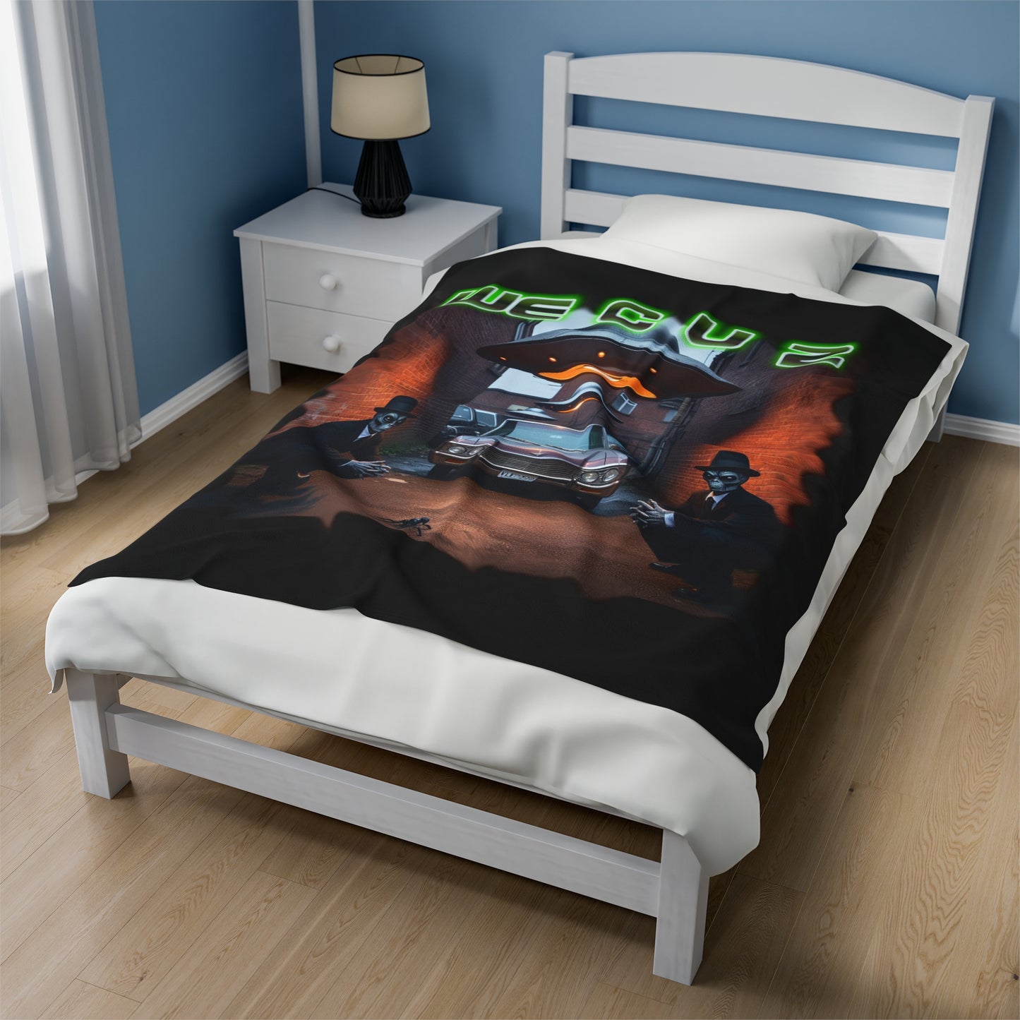 G Aliens " We C U 2" - Velveteen Plush Blanket